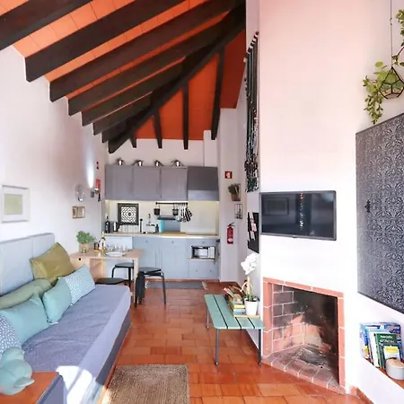 Sunny Tavira Retreat